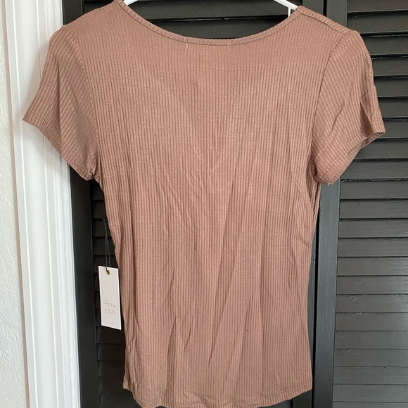 Tan Short Sleeve Shirt - Picture 2 of 2